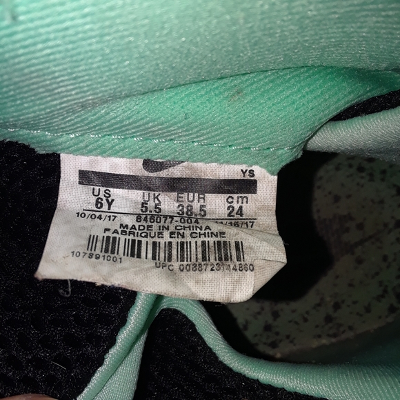 Nike Little Posite One 'Easter' Kids Shoe - Picture 9 of 11